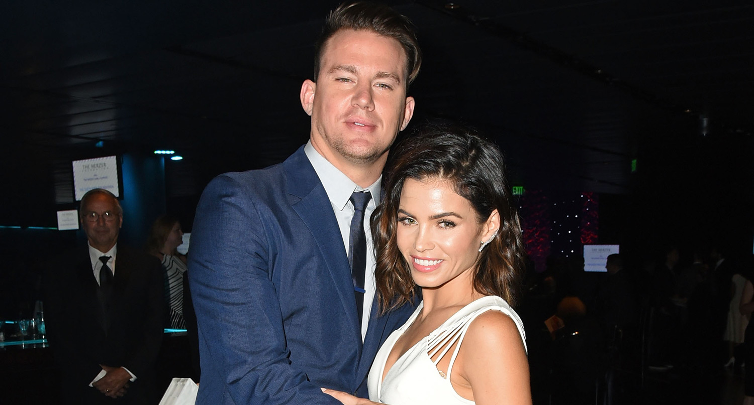 Channing Tatum Shares Adorable Photo of Jenna Dewan & Everly Playing(02)