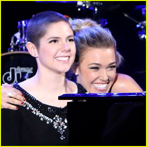 Rachel Platten Sings 'Fight Song' with Young Cancer Survivor