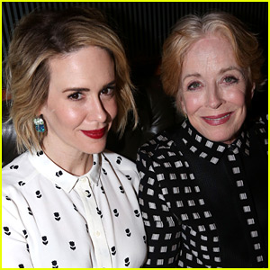 Sarah Paulson Gushes Over Girlfriend Holland Taylor on Twitter!