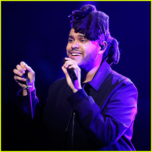 The Weeknd Performs Medley of Hits on 'The Voice' Finale!