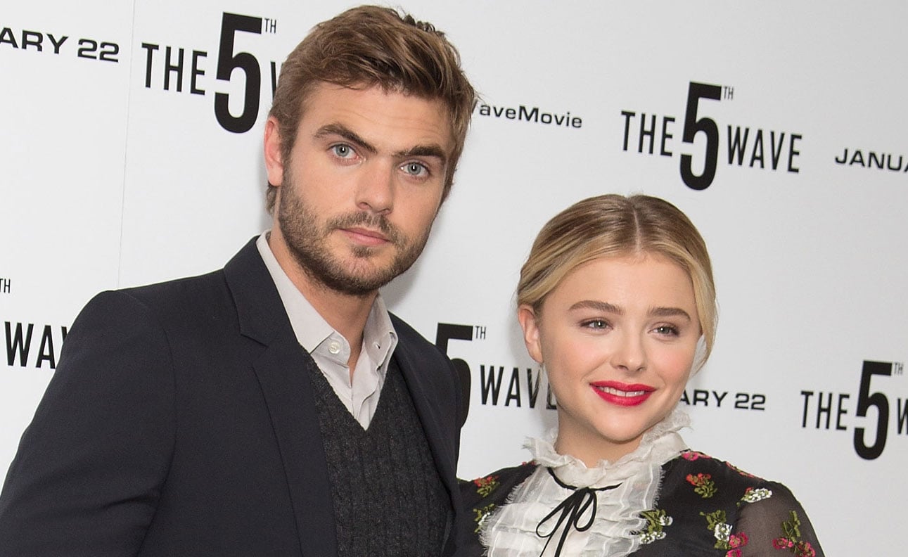 Chloe Moretz & Alex Roe Bring 'The 5th Wave' to London - Just Jared ...