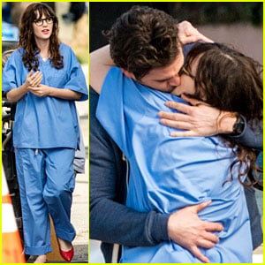 Zooey Deschanel Makes Out with David Walton for 'New Girl'