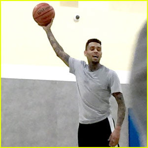 Chris Brown Gets Sweaty During Pick-Up Basketball Game