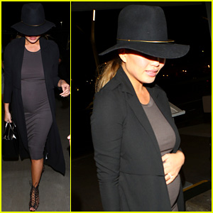 Chrissy Teigen Shuts Down Her Instagram Haters Chrissy Teigen