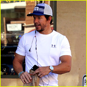Mark Wahlberg Teams with Budweiser on Super Bowl Ad
