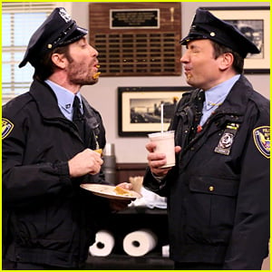 Jake Gyllenhaal & Jimmy Fallon Spit Food At Each Other in Funny Sketch - Watch Now!