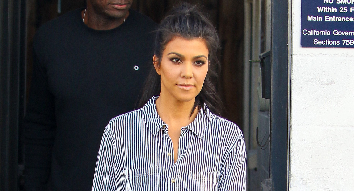 Kourtney Kardashian Is Reportedly Hooking Up with Justin Bieber Again(01)
