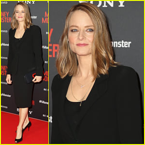 Jodie Foster Says She's Been Mistaken For Helen Hunt 'Many Times'!