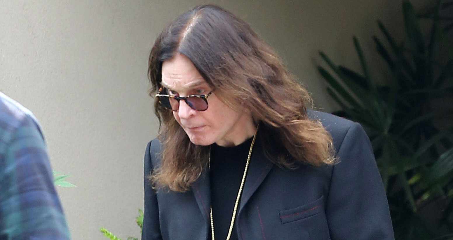 Ozzy Osbourne Wears Wedding Ring Amid Affair Rumors - Just Jared ...