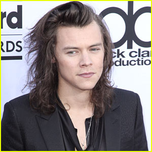 Harry Styles Returns to Twitter to Thank Fans on One Direction's 6th Anniversary