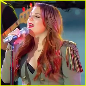 Meghan Trainor Sings 'Me Too' on Macy's 4th of July Fireworks Special (Video)