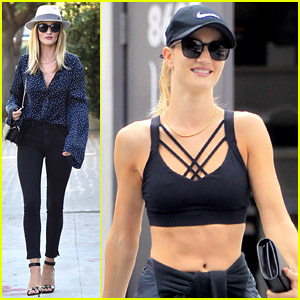Rosie Huntington-Whiteley Only Packs Four Colors for Trips