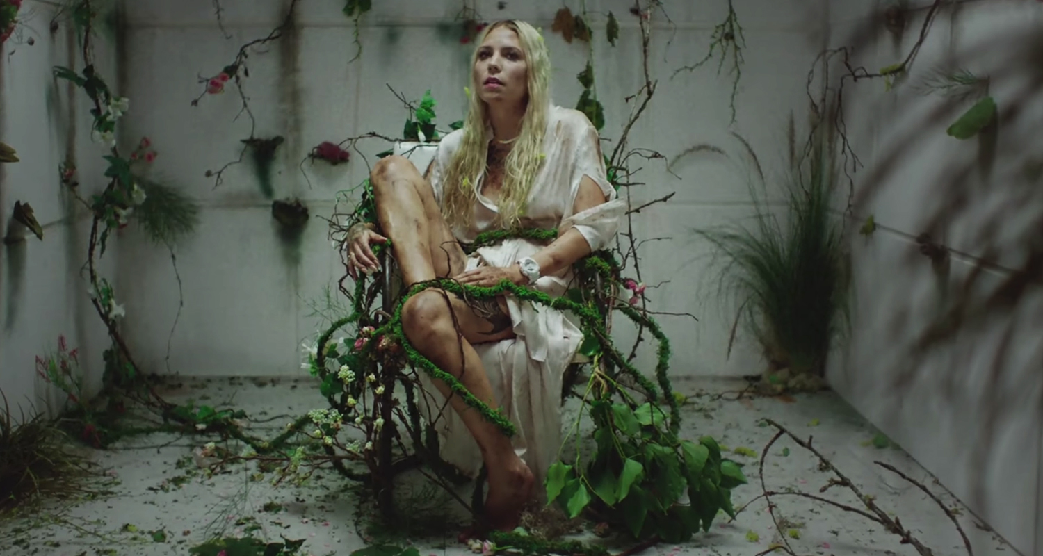 Skylar Grey Debuts Music Video For ‘Come Up For Air’, Produced by Eminem – WATCH!