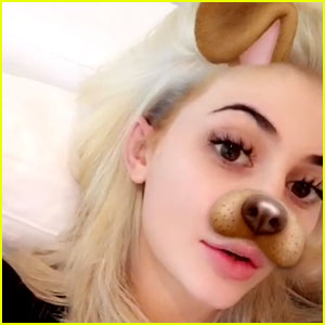 Kylie Jenner Dyes Her Hair Platinum Blonde - See the Photos!