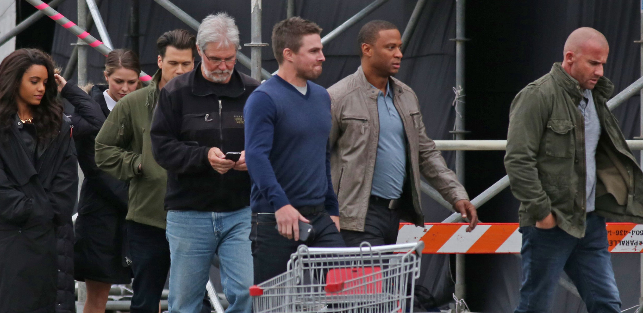 Grant Gustin, Melissa Benoist, Stephen Amell & More Start Filming CW Crossover – First Set Photos!