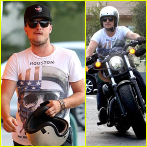 Josh Hutcherson Looks Buff While Out on His Motorcycle!