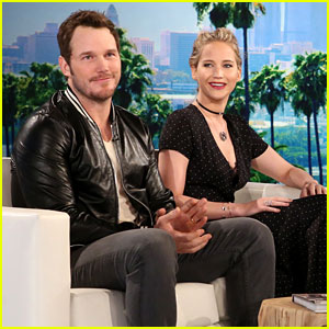 VIDEO: Jennifer Lawrence & Chris Pratt Compete in Hilarious Game of '5 Second Rule'