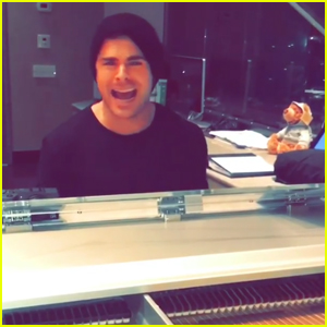 Zac Efron Serenades Adam Devine For His Birthday – Watch Now! | adam