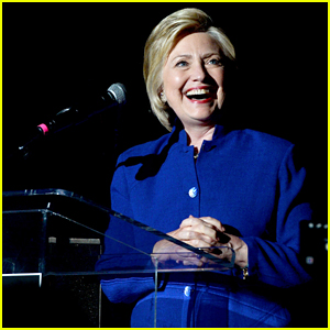 VIDEO: Hillary Clinton Calls Out ‘Fake News’ At Harry Reid Portrait