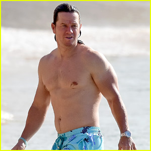 Mark Wahlberg Puts His Buff Body on Display in Barbados!