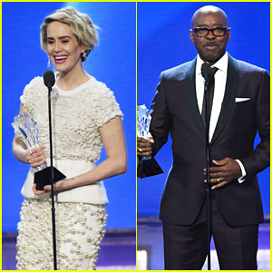 VIDEO: Sarah Paulson & Courtney B. Vance Win Big at the Critics' Choice Awards!