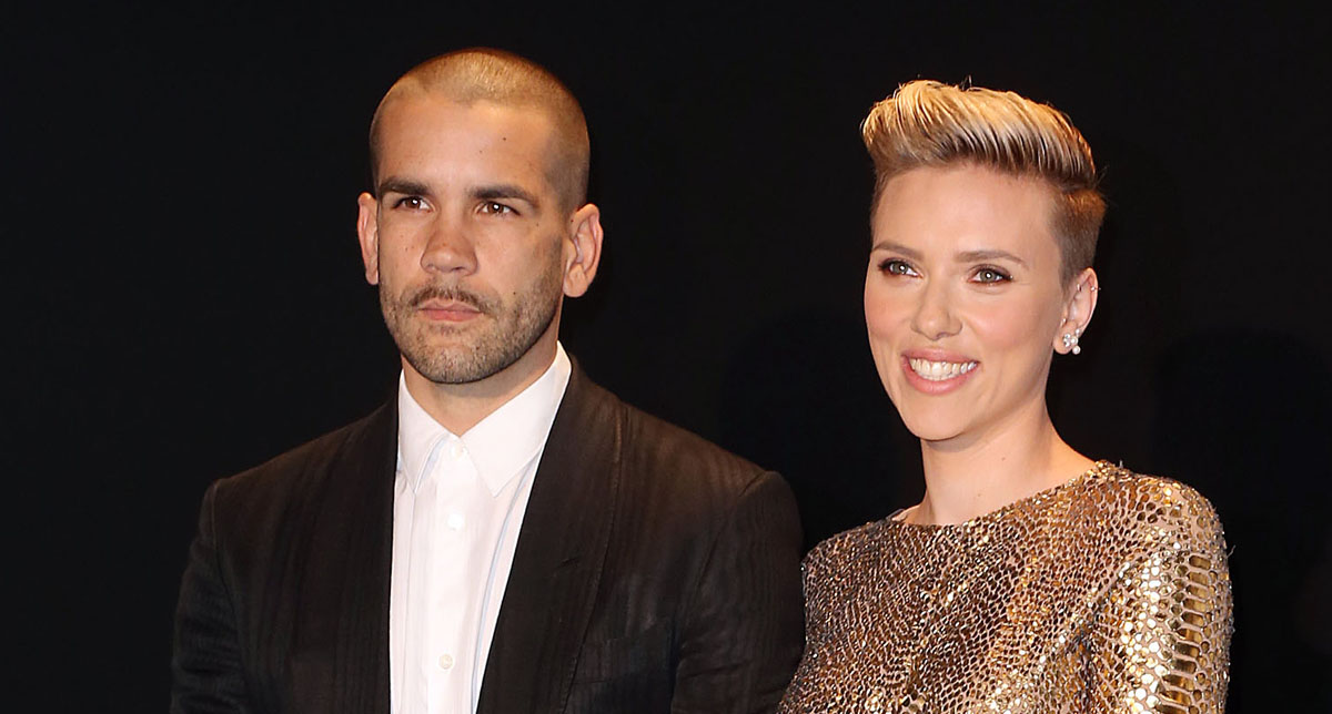 Scarlett Johansson & Romain Dauriac Attend Event Together After Split(01)