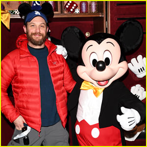 Tom Hardy Buddys Up With Mickey Mouse At Disneyland Paris 'Season Of The Force' Launch!