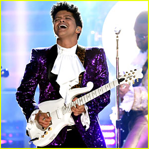 Bruno Mars Pays Tribute to Prince at Grammys 2017 - Watch Now!