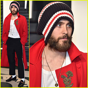Jared Leto Wears Beanie to Vanity Fair’s Oscar Party