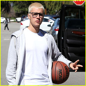 Justin Bieber Joins Pick-Up Basketball Game on Venice Beach (Video)