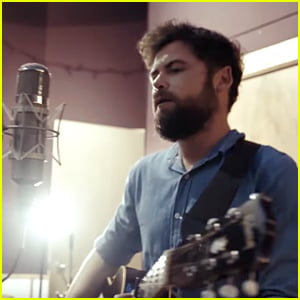 Passenger's New Song Sends 'A Kindly Reminder' to Trump