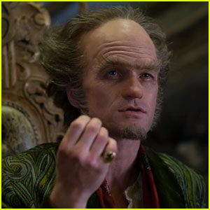 'A Series of Unfortunate Events' Renewed at Netflix for Season 2 - Read Lemony Snicket's Note!