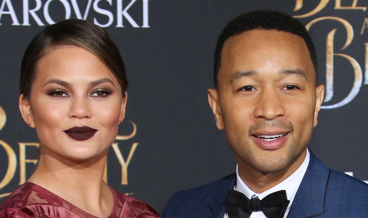 John Legend Praises Chrissy Teigen for Revealing Postpartum Depression