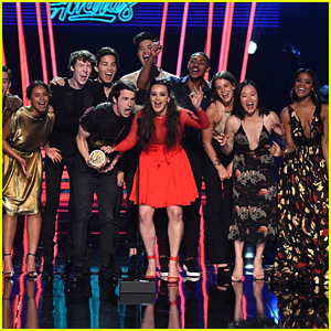 The '13 Reasons Why' Cast Presents Show of the Year at MTV Movie & TV Award 2017