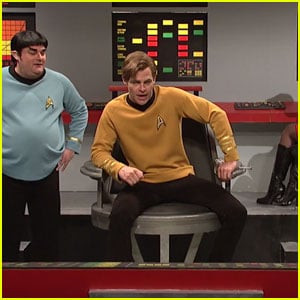 Chris Pine Brings 'Star Trek' to 'Saturday Night Live' Skit (Videos)