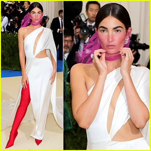 Lily Aldridge's Met Gala 2017 Look Includes Thigh High Boots!