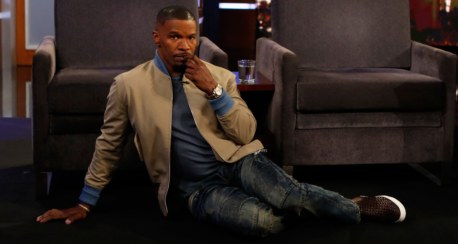 Jamie Foxx Impersonates LeBron James, Sings Song For Cleveland On