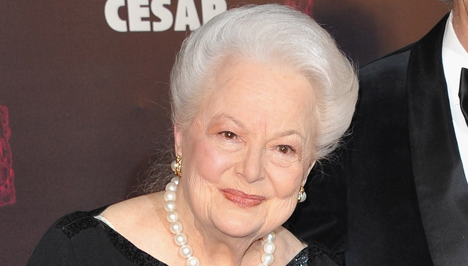 Olivia de Havilland Sues Ryan Murphy & FX Over ‘Feud’ Portrayal feud