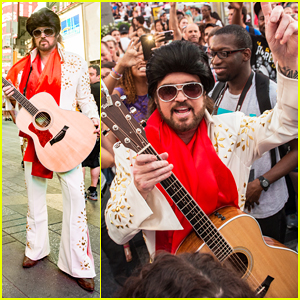 Billy Ray Cyrus Performs as 'Still The King's Burnin Vernon Brown In Times Square!