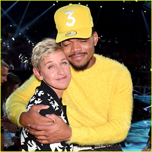 Ellen DeGeneres & Chance the Rapper Hug It Out at MTV VMAs 2017! | 2017 ...
