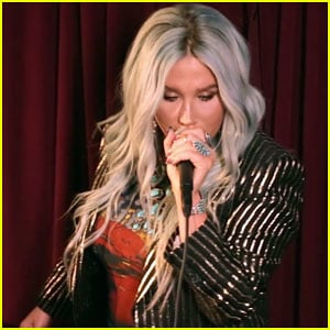 Kesha's Delivers Acoustic 'House Of The Rising Sun' Cover on 'The Tonight Show' - Watch Here!