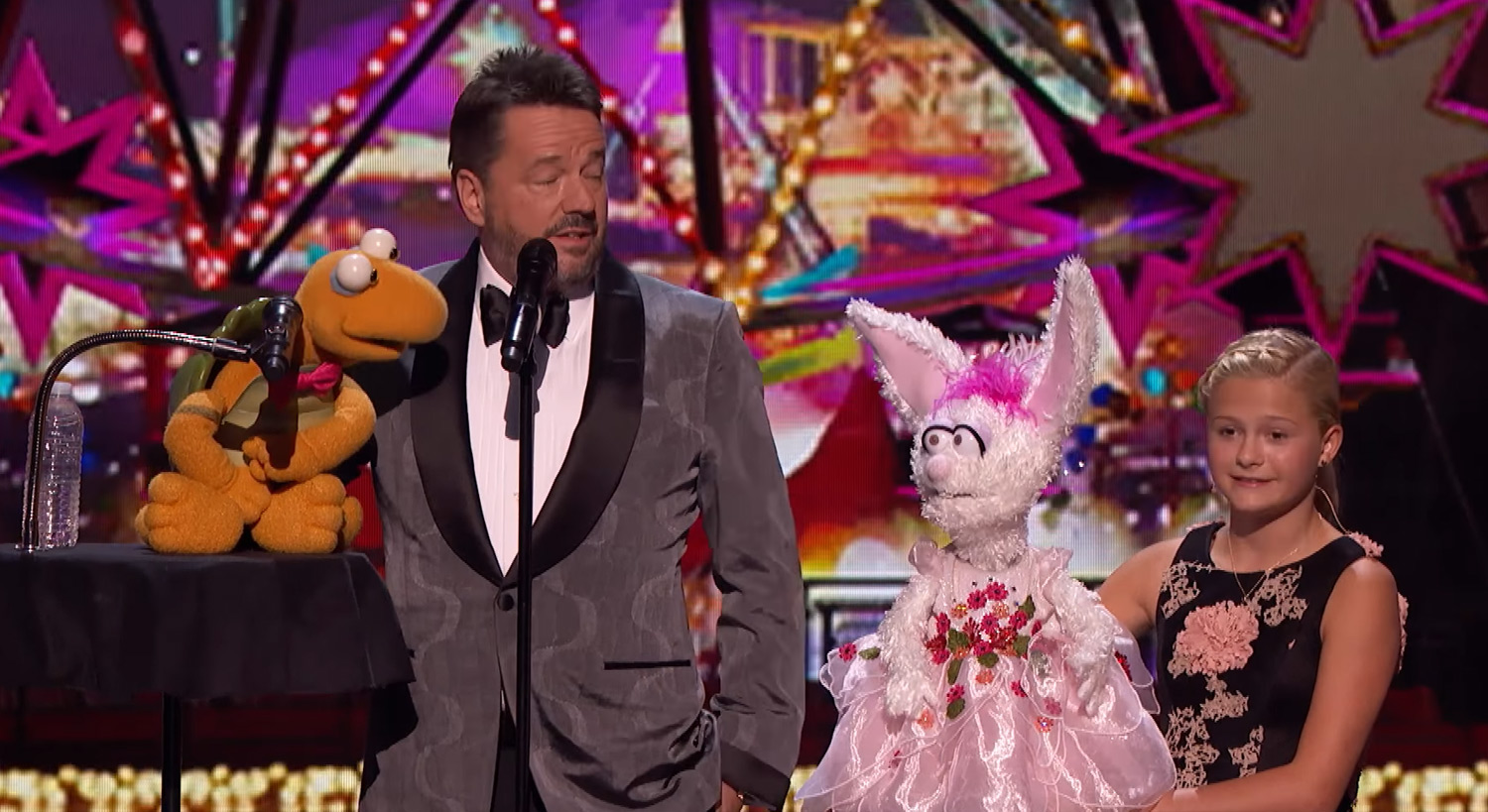 Darci Lynne Farmer Performs with Ventriloquist Terry Fator on ‘AGT
