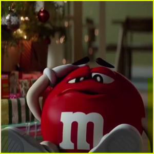 M M s Christmas Commercial Gets Sequel Find Out What Happens After