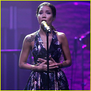 Jhené Aiko Performs 'While We're Young' on 'Late Night' After Announcing North American Tour!