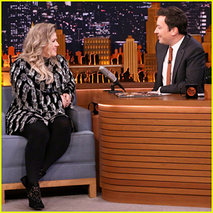 Kelly Clarkson Sings 'Since U Been Gone' Backwards on 'Tonight Show' - Watch Here!