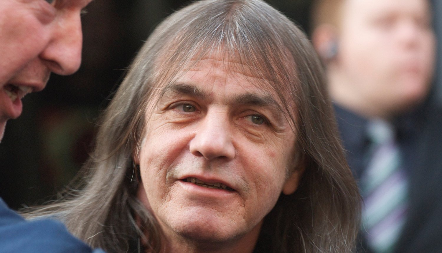 Malcolm Young Dead – AC/DC Guitarist Dies at 64 | AC/DC, Malcolm Young ...