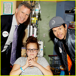 Will Ferrell & Mark Wahlberg Screen 'Daddy's Home 2' at Kravis Children's Hospital