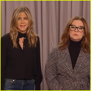 Melissa McCarthy & Jennifer Aniston Fight Over Gravity In Hilarious 'Jimmy Kimmel Live' Skit - Watch Here!