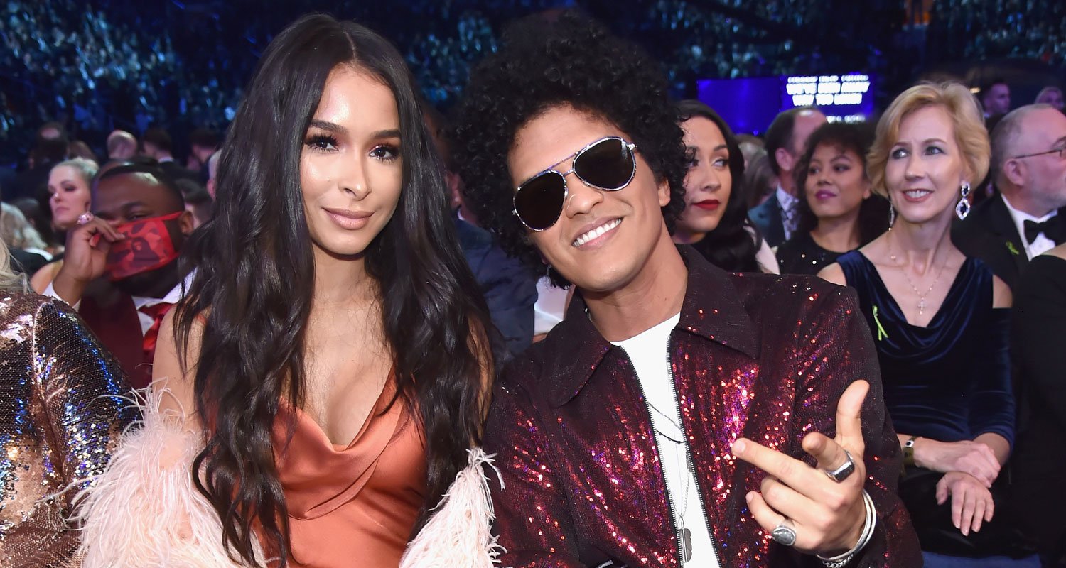 Bruno Mars Couples Up With Girlfriend Jessica Caban at Grammys 2018