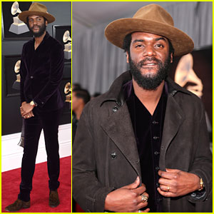 Gary Clark Jr. Suits Up in Purple for Grammys 2018